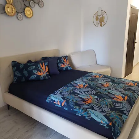 Saturn-anastasia Apartamento